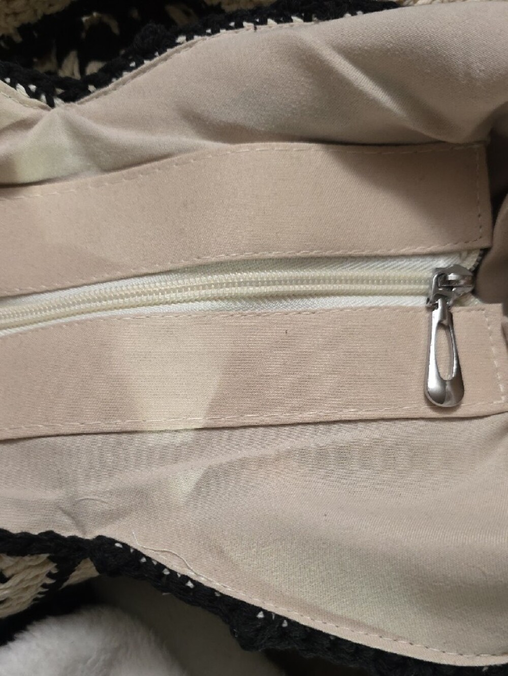 Black and Cream Crochet Hobo Bag - Picture 6 of 8